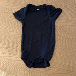 Kyte onesie 0-3 months black